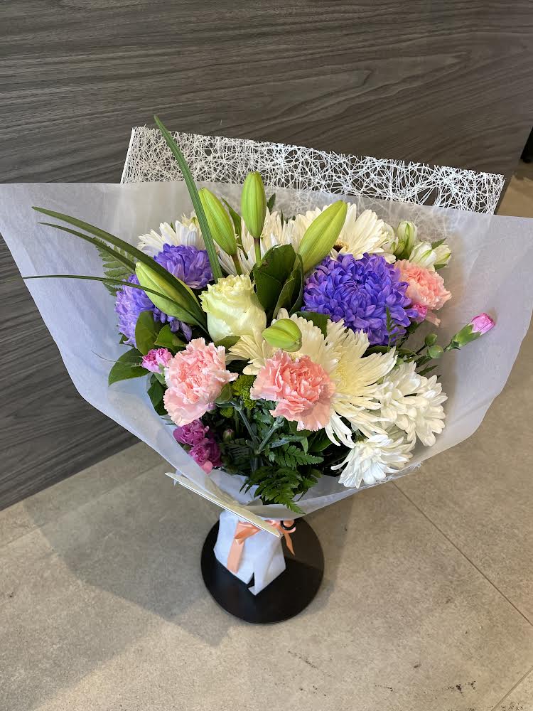 Designer’s Choice: Medium Mixed Bouquet